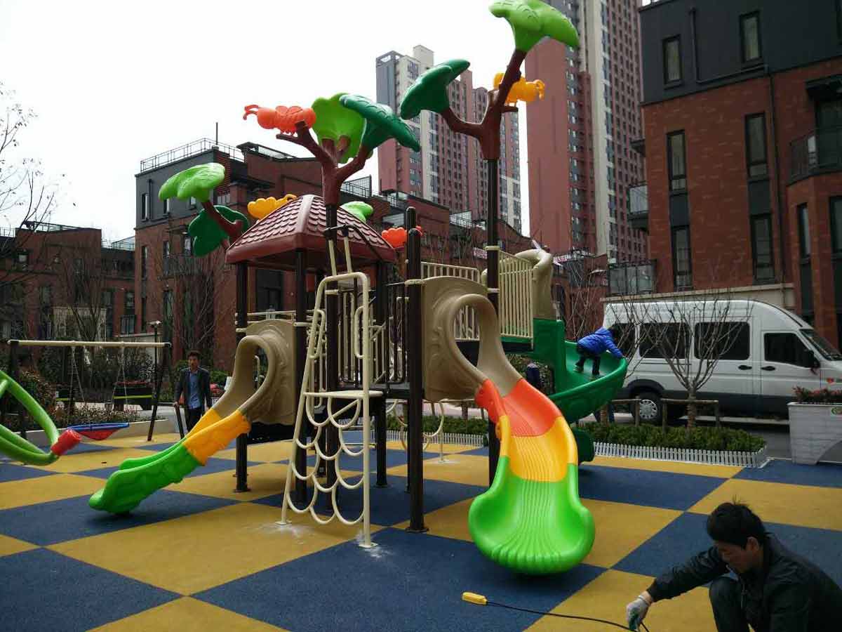 戶外無(wú)動(dòng)力游樂(lè)設(shè)備