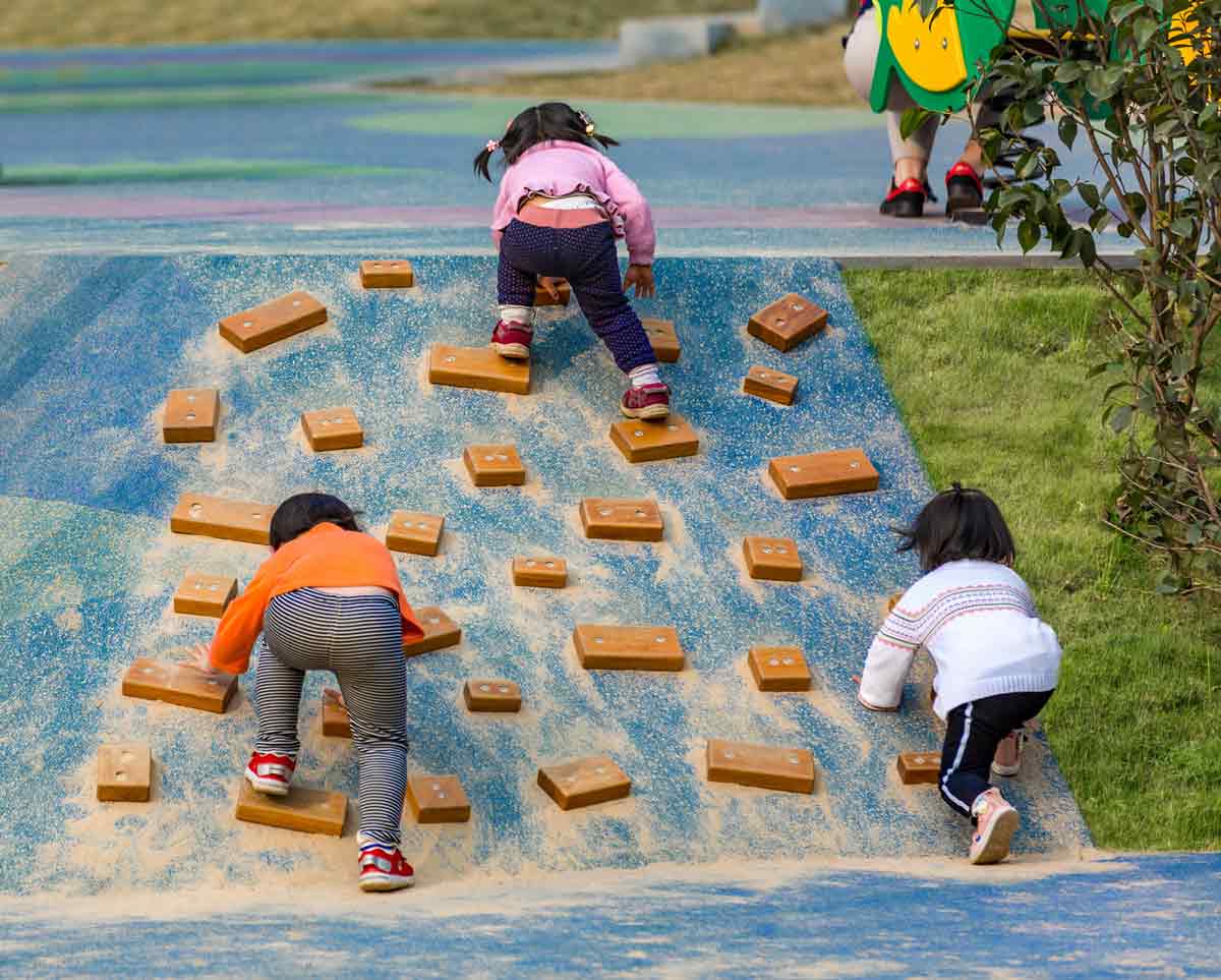 無動(dòng)力游樂設(shè)施