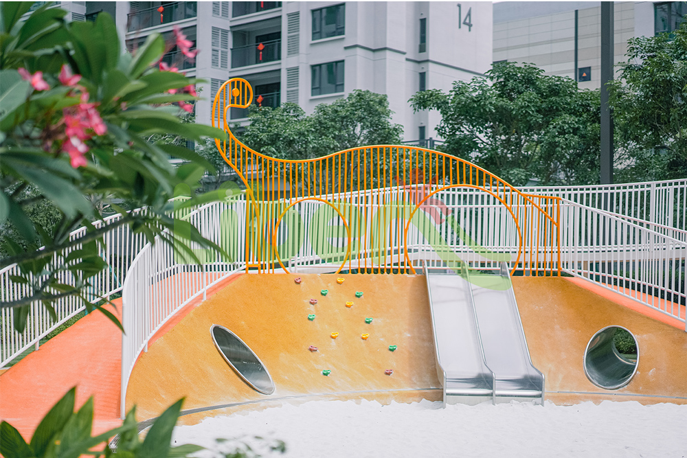 游樂(lè)場(chǎng)游樂(lè)設(shè)備